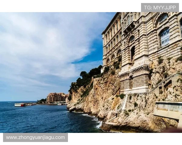 摩纳哥俱乐部所在的摩纳哥大公国，面积只有2.02平方公里